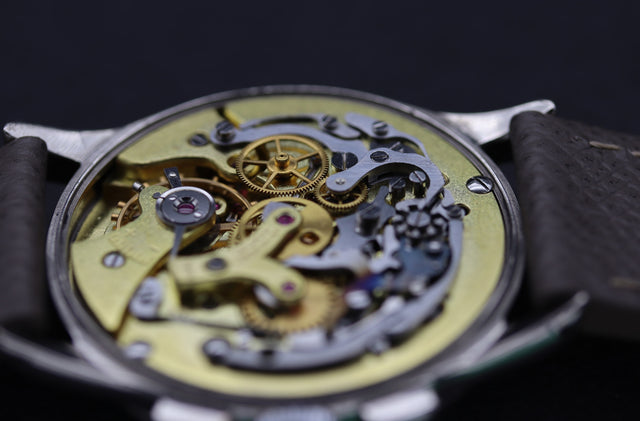 Universal Geneve - Tri Compax Vollkalender 1950s