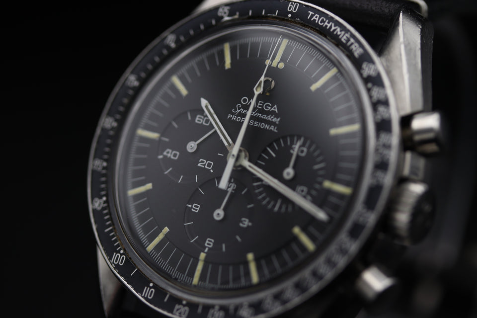 Omega - Speedmaster Moonwatch 1969 Transitional