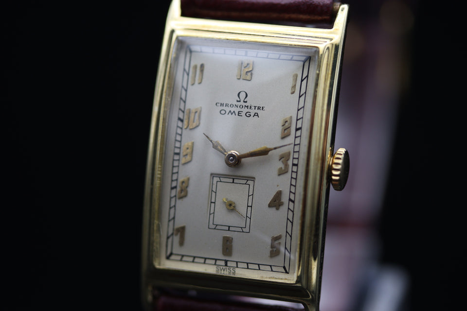 Omega - Tank Art Deco 1935s
