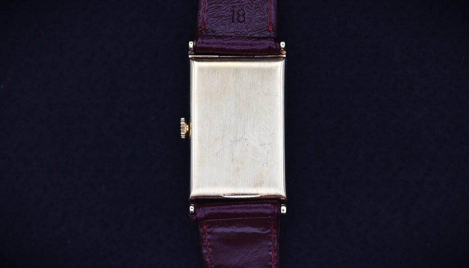 Omega - Tank Art Deco 1935s