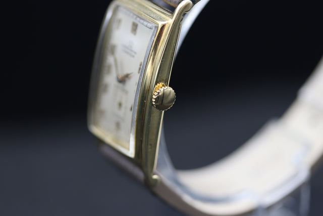 Omega - Tank Art Deco 1935s