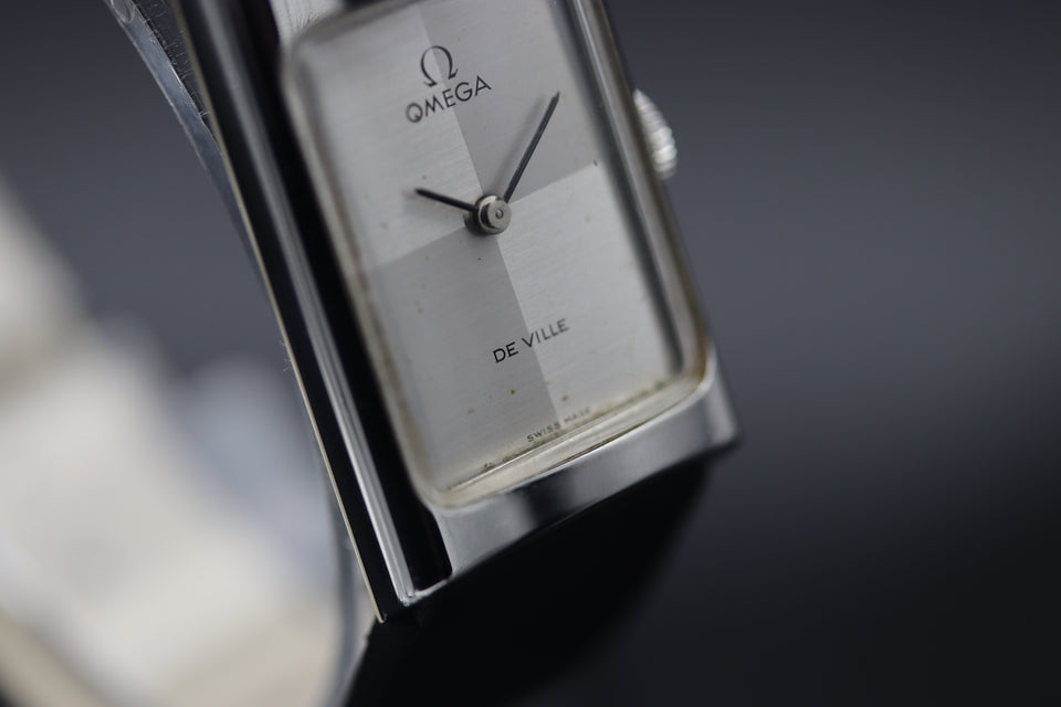 OMEGA | DE VILLE TONNEAU