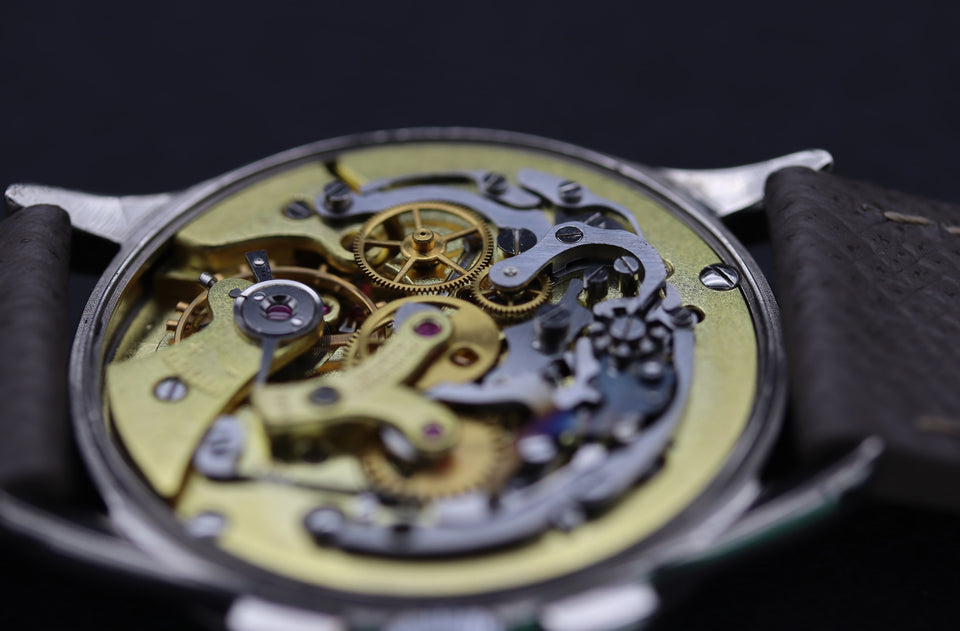 UNIVERSAL GENEVA | TRI COMPAX FULL CALENDAR