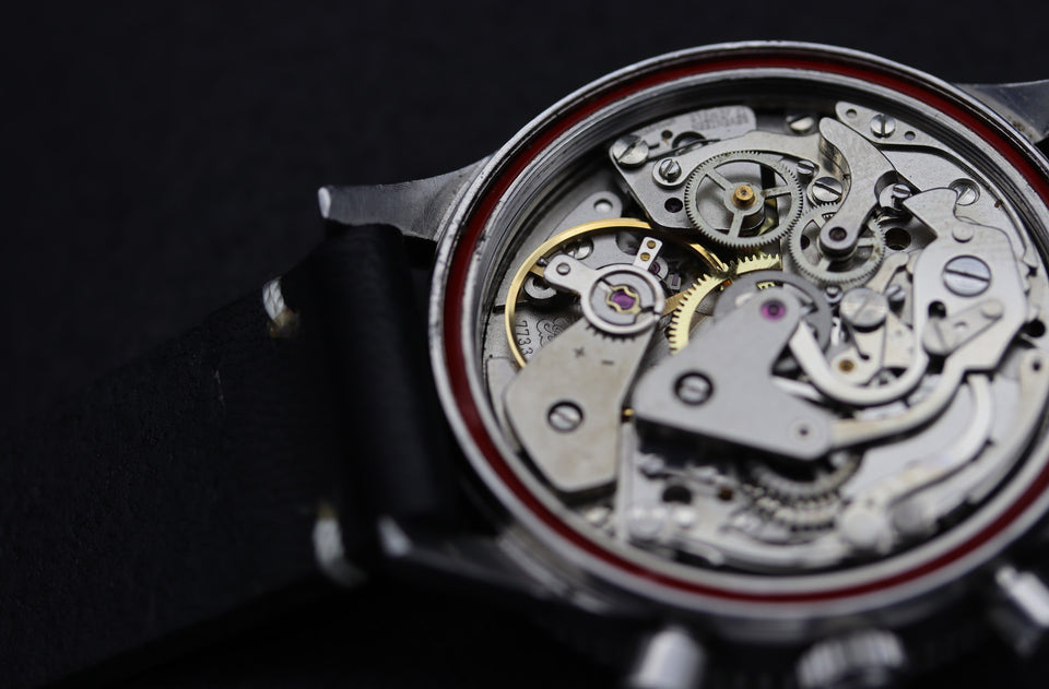 AERO NEUCHATEL 60s | YACHTING CHRONOGRAPH